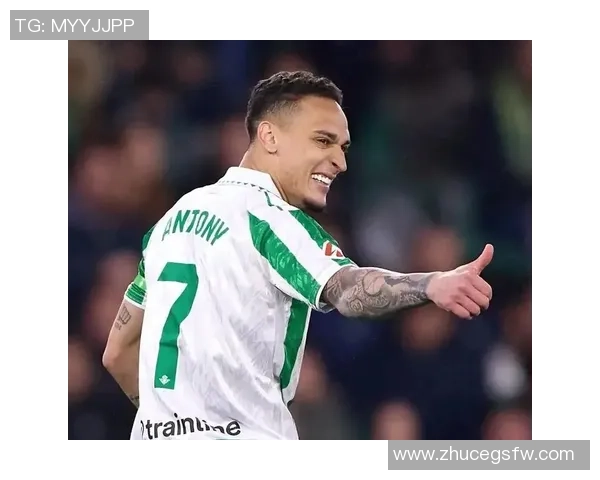 安东尼足球明星签名背后的故事与价值解析