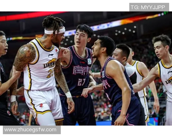 赛后分析：上海篮球队与成都篮球队的团队协作表现及其影响因素探讨